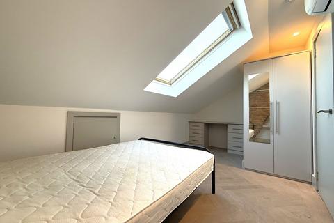 1 bedroom flat to rent, The Avenue, London W13