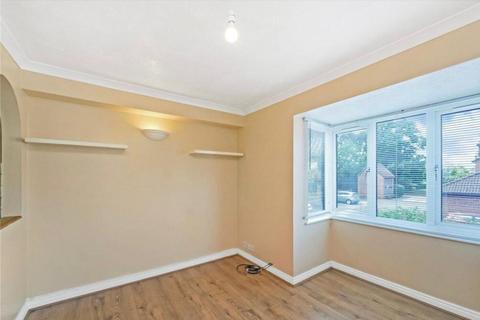 undefined, Banner Close, Purfleet