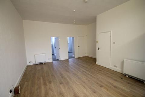 2 bedroom flat to rent, South Woodford E18