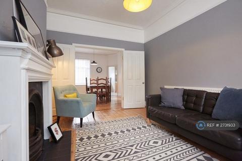 4 bedroom terraced house to rent, Heaton Norris, Stockport, SK4