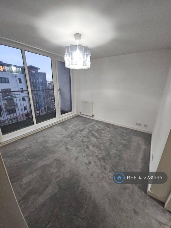 Main Bedroom 2