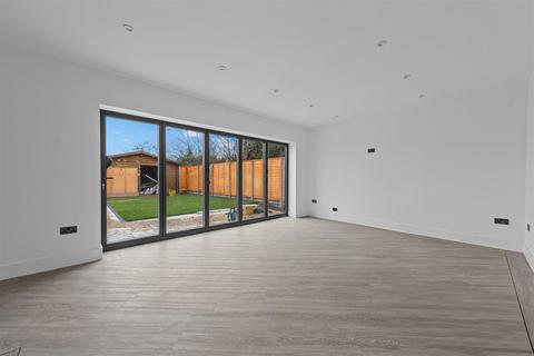 undefined, Brackenhill Close, Northampton NN2