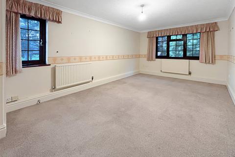 2 bedroom apartment for sale, North Road, Minehead, Somerset, TA24