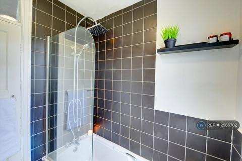 3 bedroom terraced house to rent, Leyland Road, Coventry, CV5