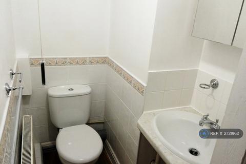 undefined, West Molesey, West Molesey, KT8