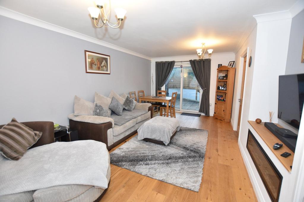 Lounge Dining Room