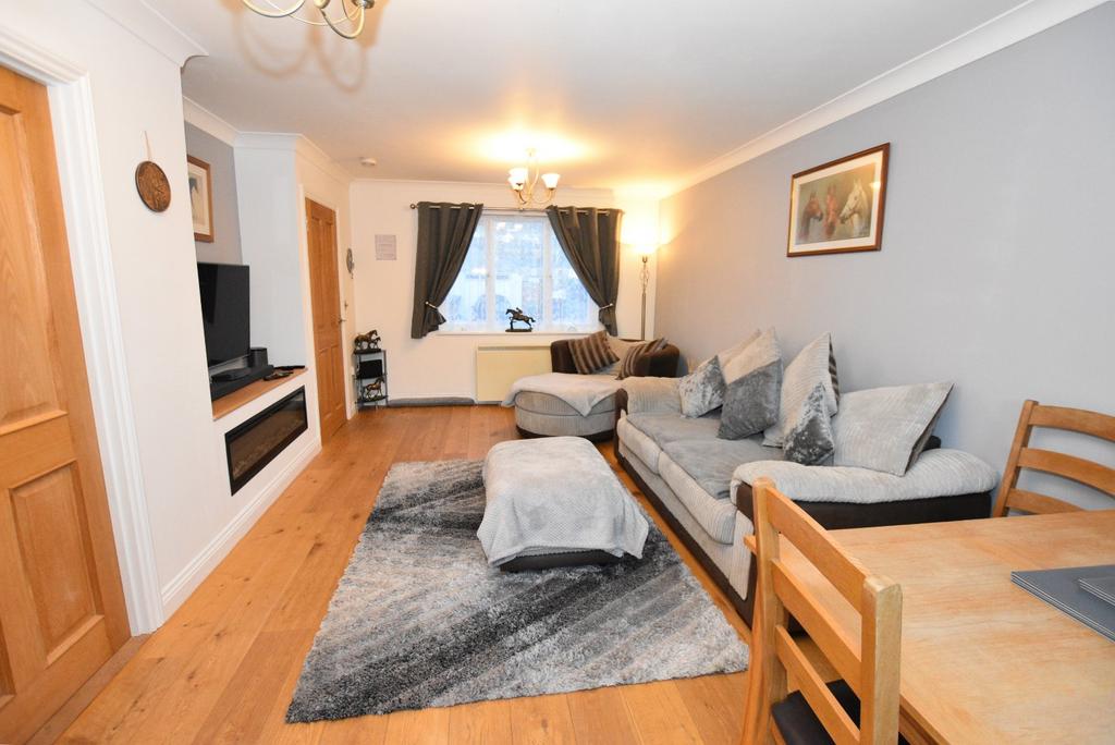 Lounge Dining Room