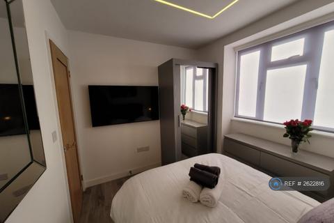 2 bedroom flat to rent, Sheridan Terrace, Hove, BN3