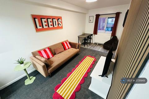 1 bedroom flat to rent, Chantrell Court, Leeds, LS2