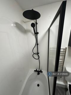 1 bedroom flat to rent, Chantrell Court, Leeds, LS2