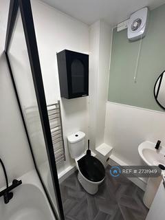 1 bedroom flat to rent, Chantrell Court, Leeds, LS2