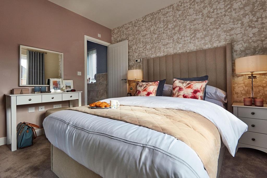 The king-size main bedroom has it's own...