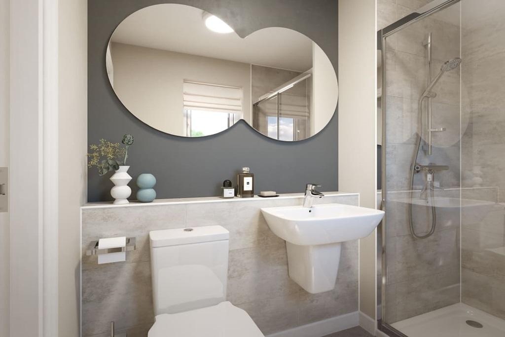 Private en-suite away from the family