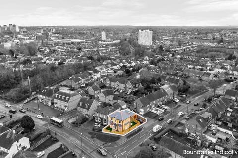 undefined, Sutton Common Road, Sutton SM1