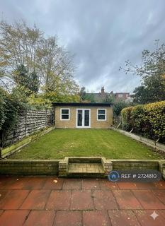 2 bedroom flat to rent, Hurstbourne Road, London, SE23