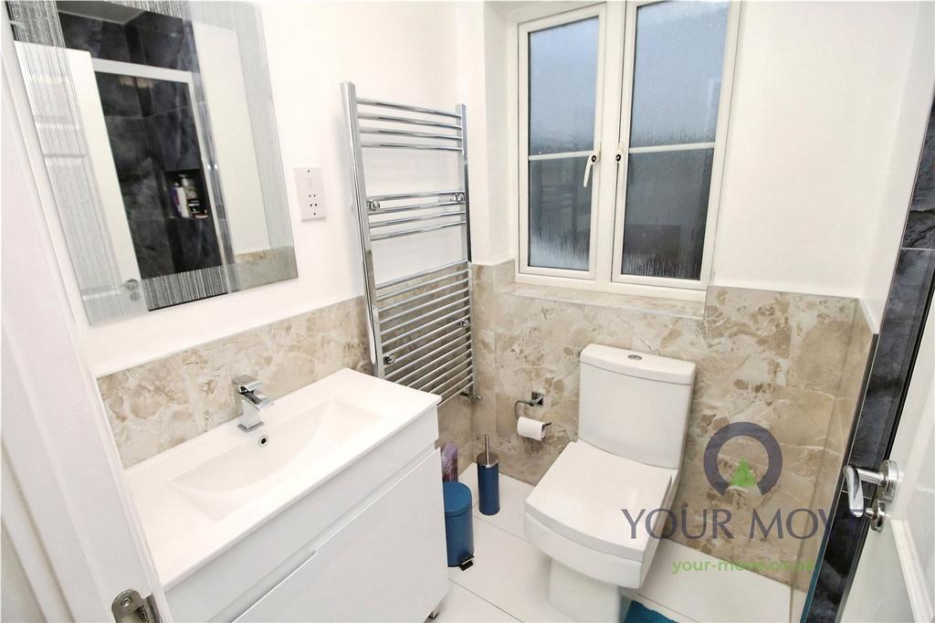 En-Suite Shower