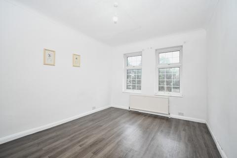 5 bedroom semi-detached house to rent, Windsor Road, London, E11