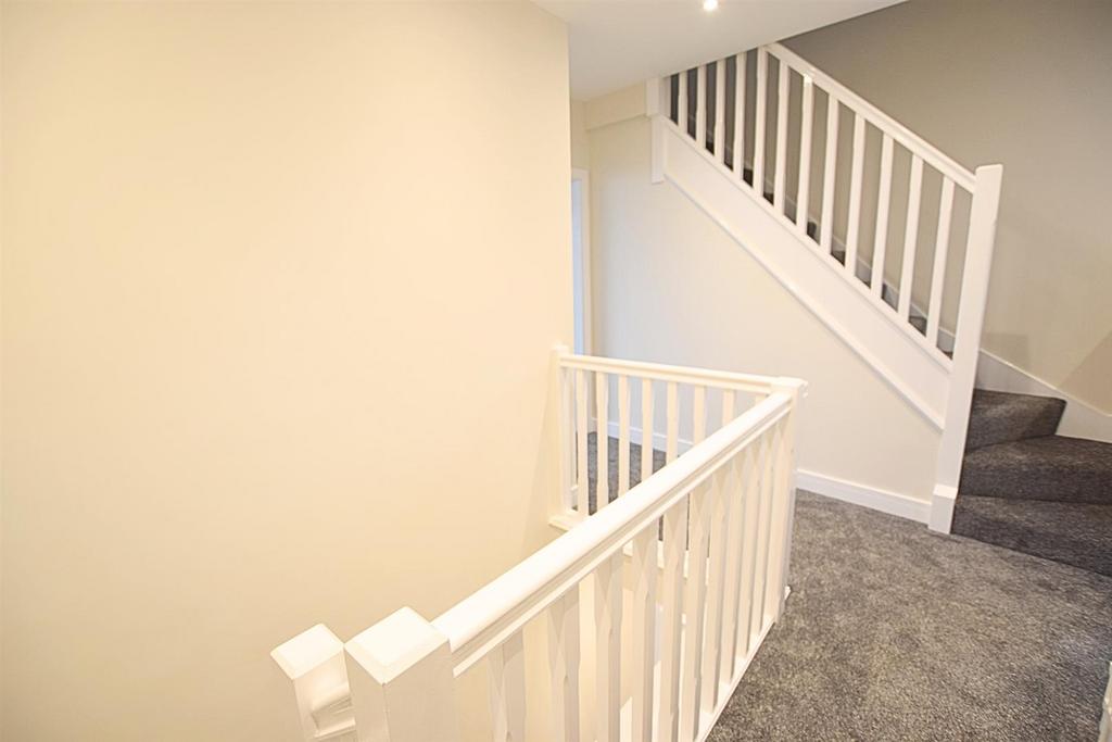 First floor gallaried landing