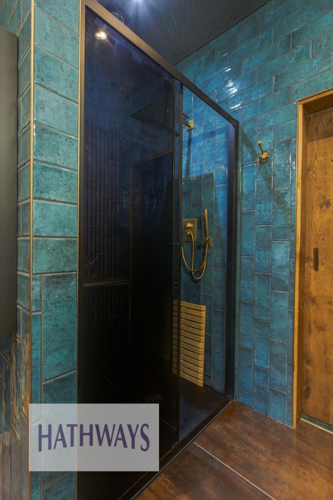 En-Suite and Sauna
