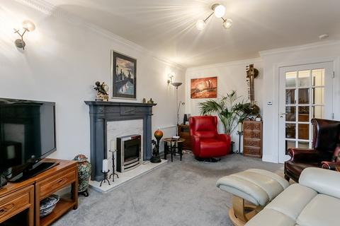3 bedroom flat for sale, Murrayfield Road, Edinburgh, EH12