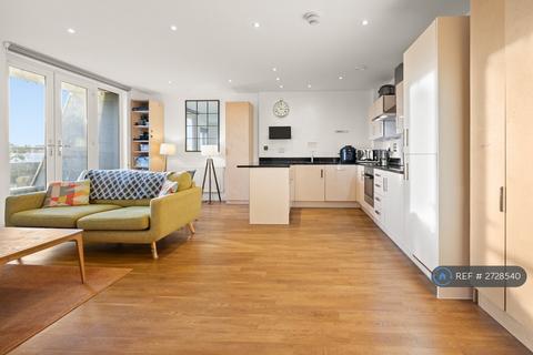 2 bedroom flat to rent, Westwood House, London, SW12