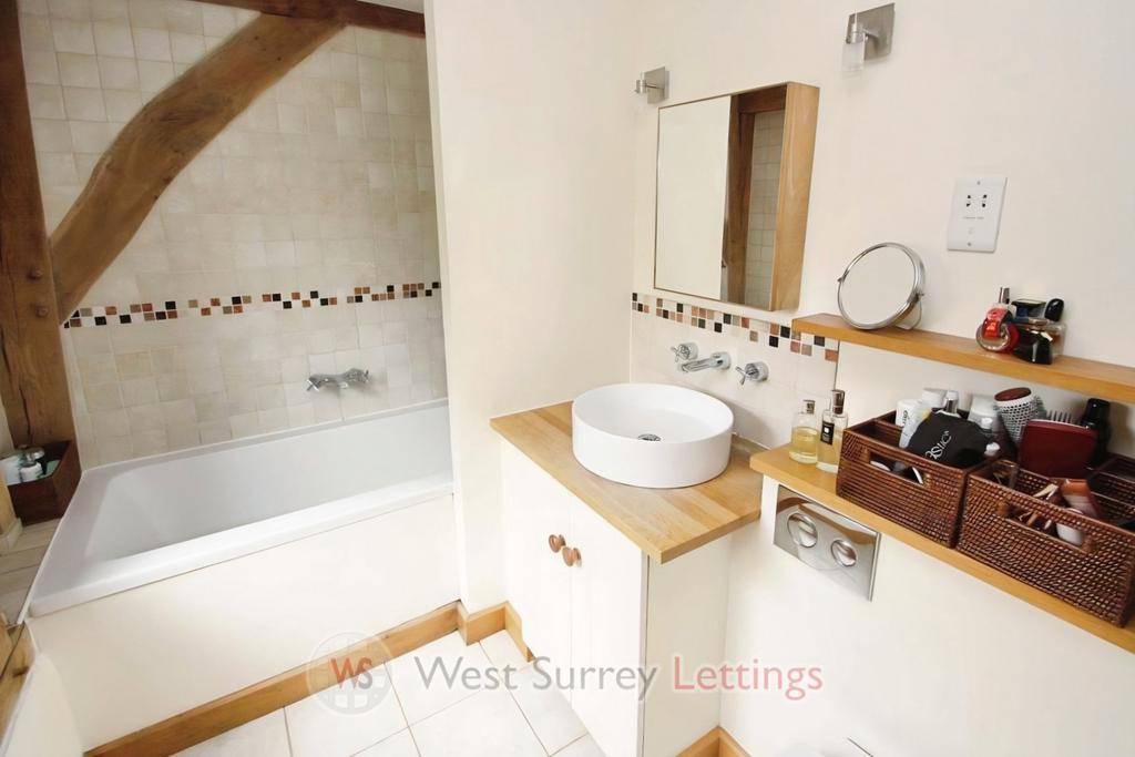 7e8229a0-bath lge