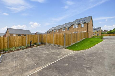 undefined, Chesterfield S42