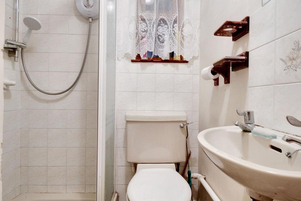 Downstairs shower room