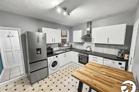 3 bedroom terraced house for sale, Castle Road, Chatham, Kent, ME4