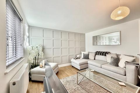 3 bedroom semi-detached house for sale, The Heath, Ipswich IP9