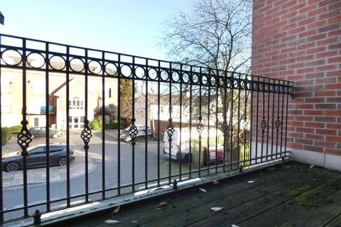 2 bedroom apartment for sale, Birkdale Court, Huyton, Liverpool