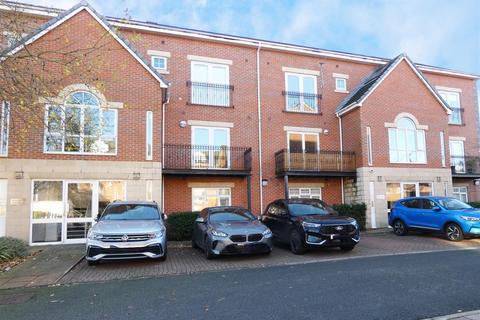2 bedroom apartment for sale - Birkdale Court, Huyton, Liverpool