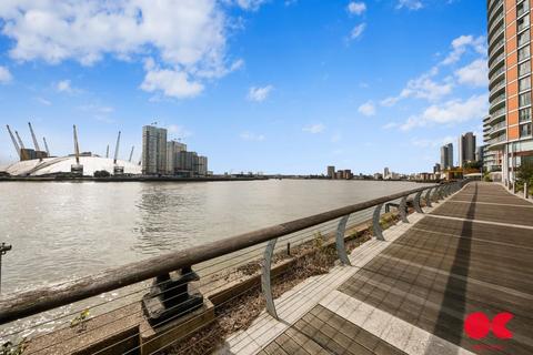 undefined, Fairmont Avenue, London E14