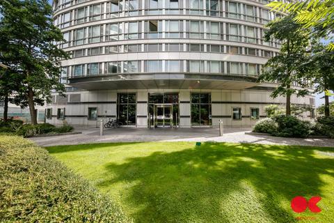 undefined, Fairmont Avenue, London E14