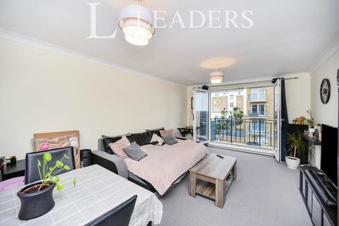 2 bedroom flat to rent, Britannia Court, The Strand, Brighton, BN2