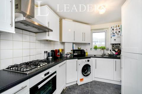 2 bedroom flat to rent, Britannia Court, The Strand, Brighton, BN2
