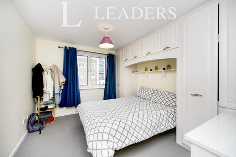 2 bedroom flat to rent, Britannia Court, The Strand, Brighton, BN2