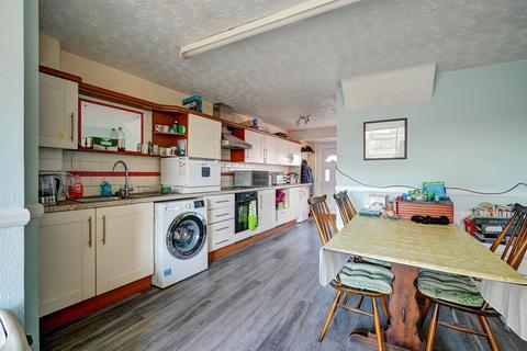 3 bedroom terraced house for sale, St Edmund Close, Gorleston-on-Sea, Great Yarmouth