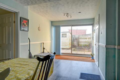3 bedroom terraced house for sale, St Edmund Close, Gorleston-on-Sea, Great Yarmouth