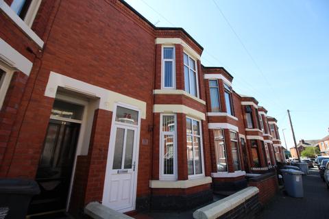 2 bedroom terraced house to rent, Catherine Street, Crewe, Cheshire, CW2