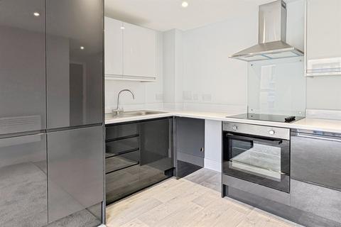 1 bedroom flat to rent, Canal Walk, Southampton SO14