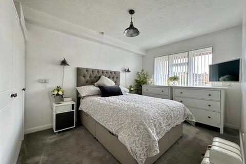 undefined, Outwood Common Road, Billericay CM11