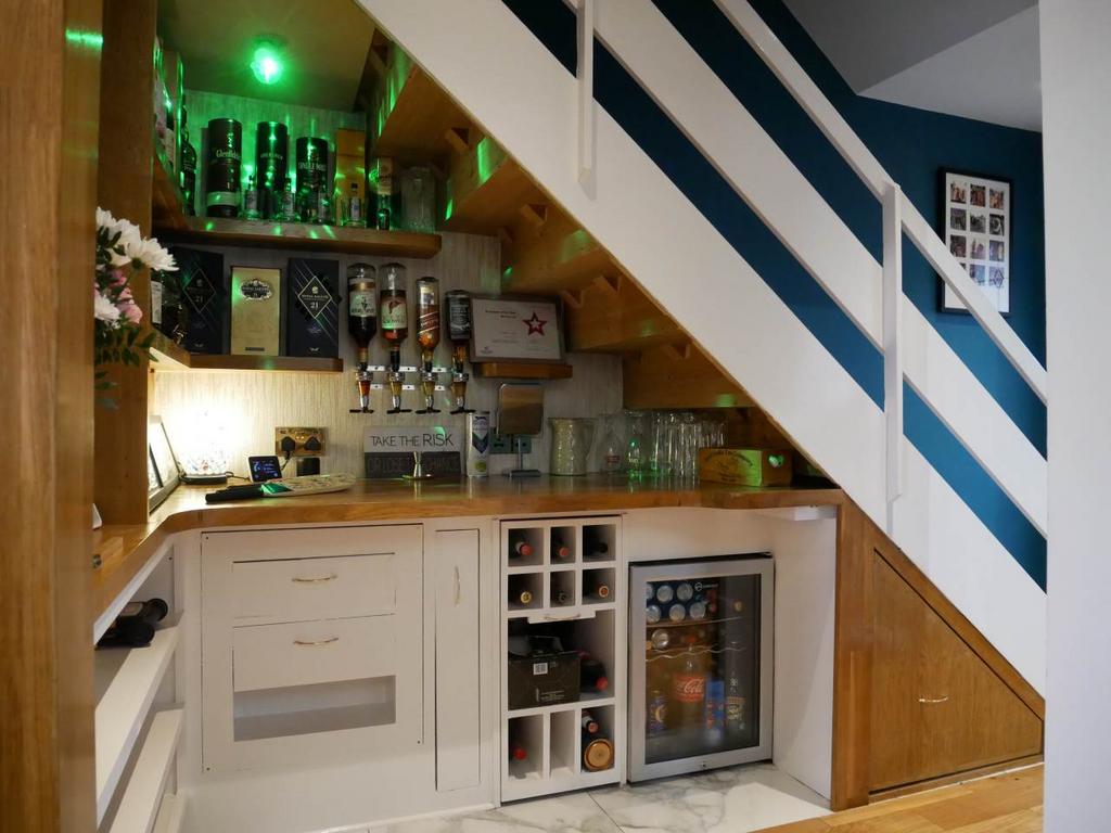 Bar area