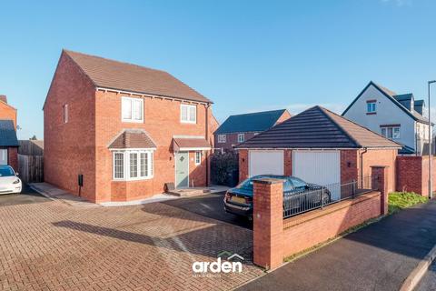 3 bedroom detached house for sale, Lime Gardens, Bevere, WR3