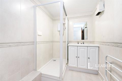 2 bedroom flat to rent, Clarendon Road, Southsea, Hampshire, PO4