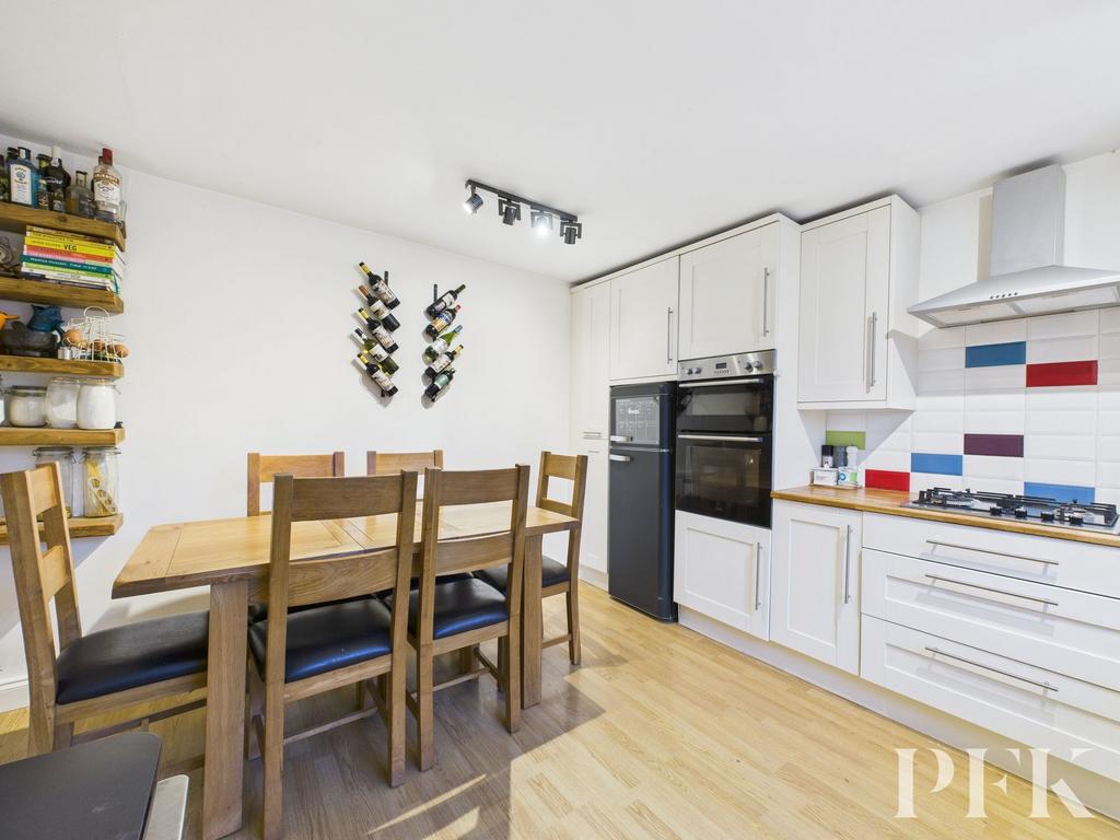 Kitchen / Dining