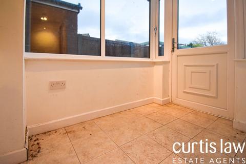 3 bedroom terraced house for sale, Wordsworth Gardens, Darwen, BB3