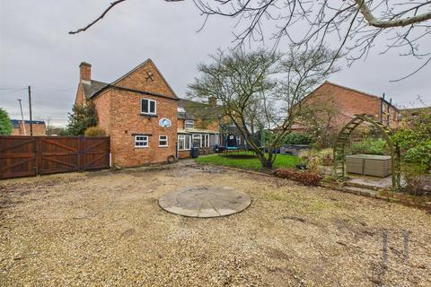 4 bedroom detached house for sale, Main Road, Cotgrave, Nottingham