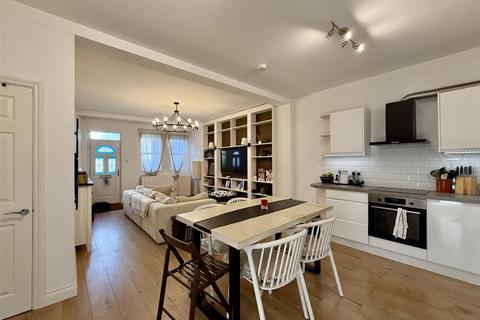 1 bedroom flat to rent, Francis Road, London