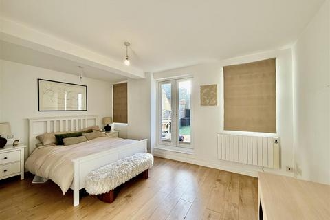 1 bedroom flat to rent, Francis Road, London
